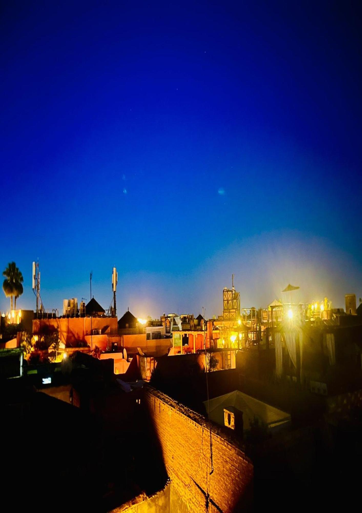 Riad Le Dromadaire Bleu By Weekome Marrakesh Exterior photo