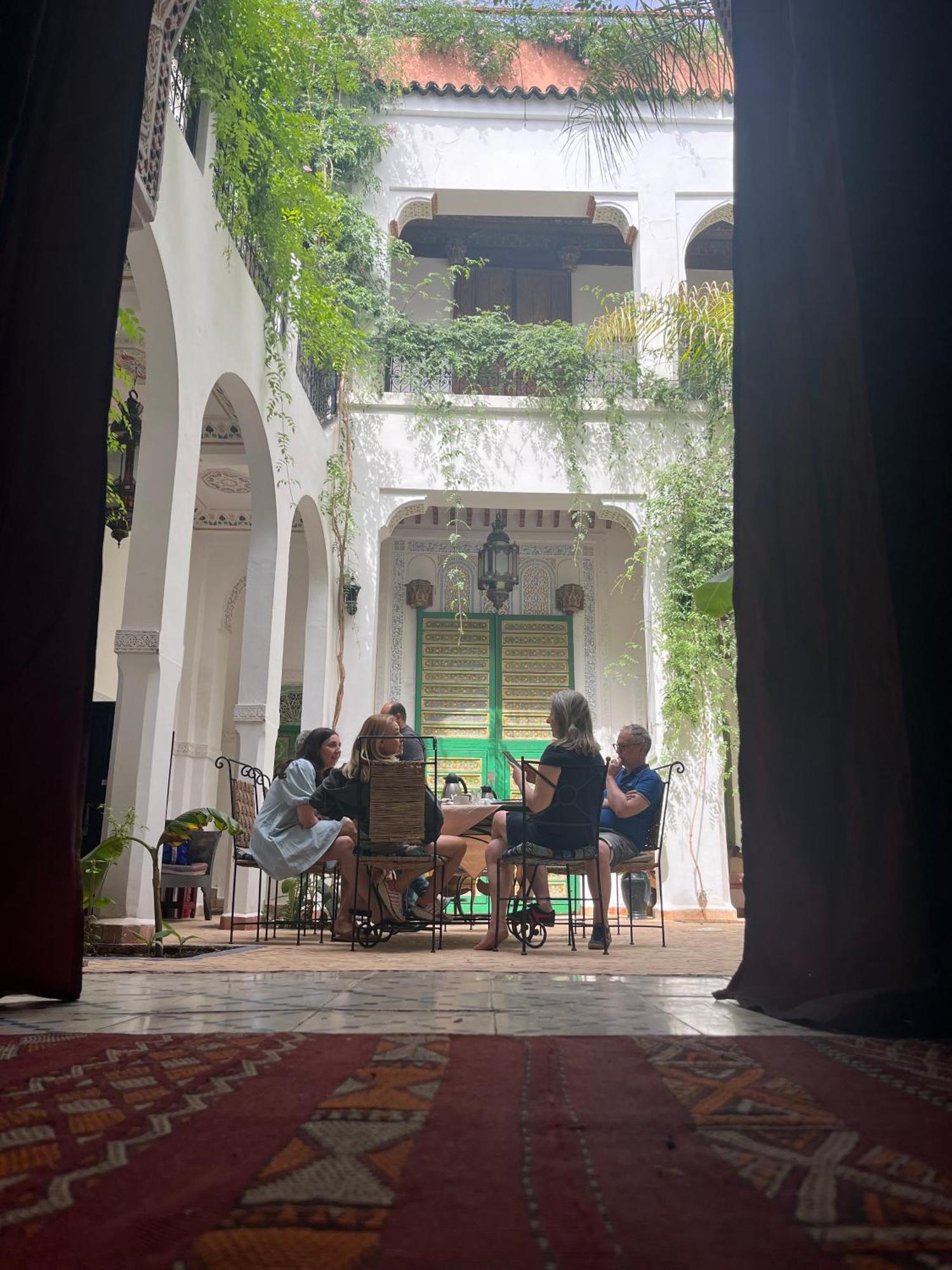 Riad Le Dromadaire Bleu By Weekome Marrakesh Exterior photo