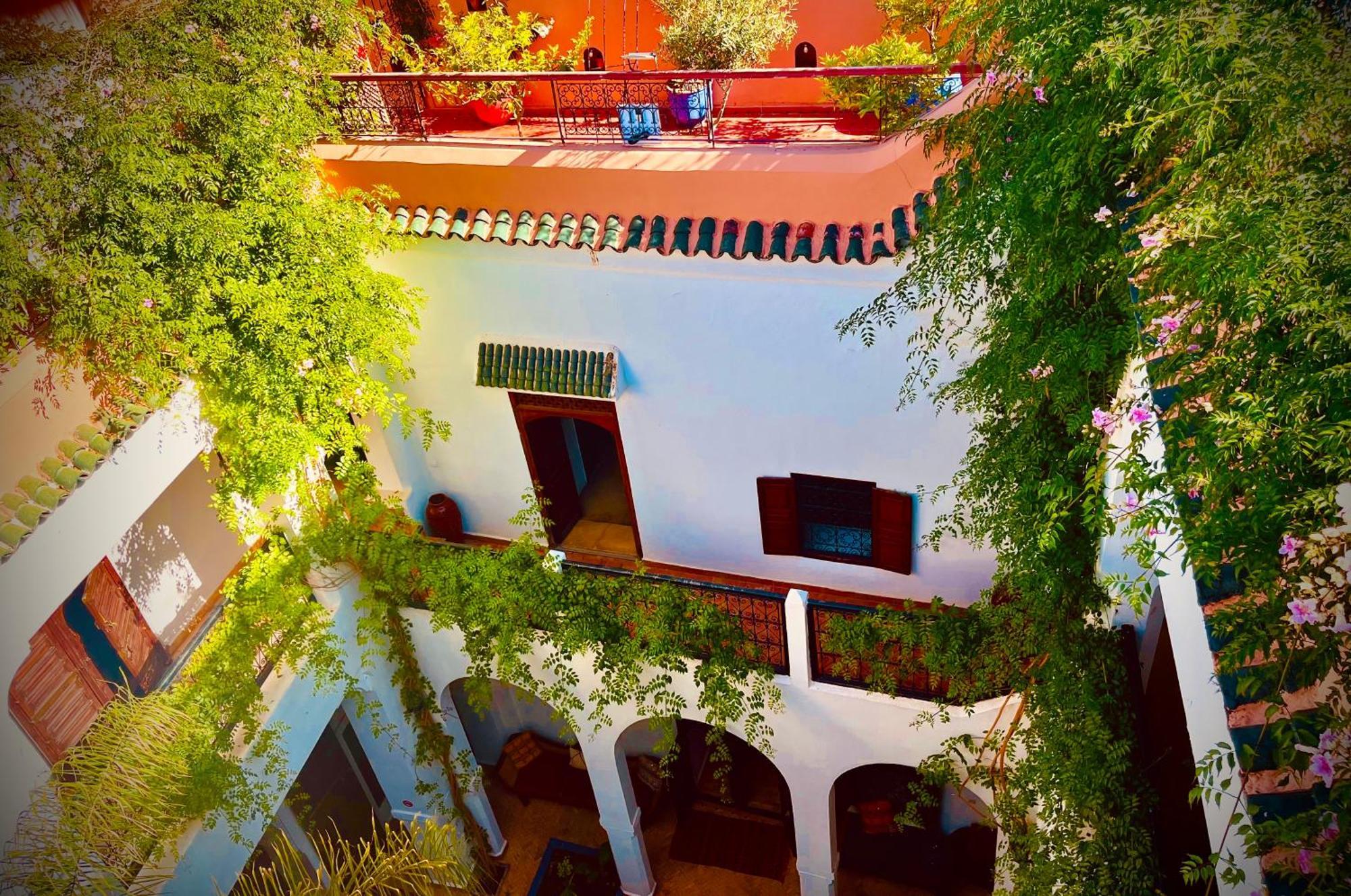 Riad Le Dromadaire Bleu By Weekome Bed & Breakfast Marrakesh Exterior photo