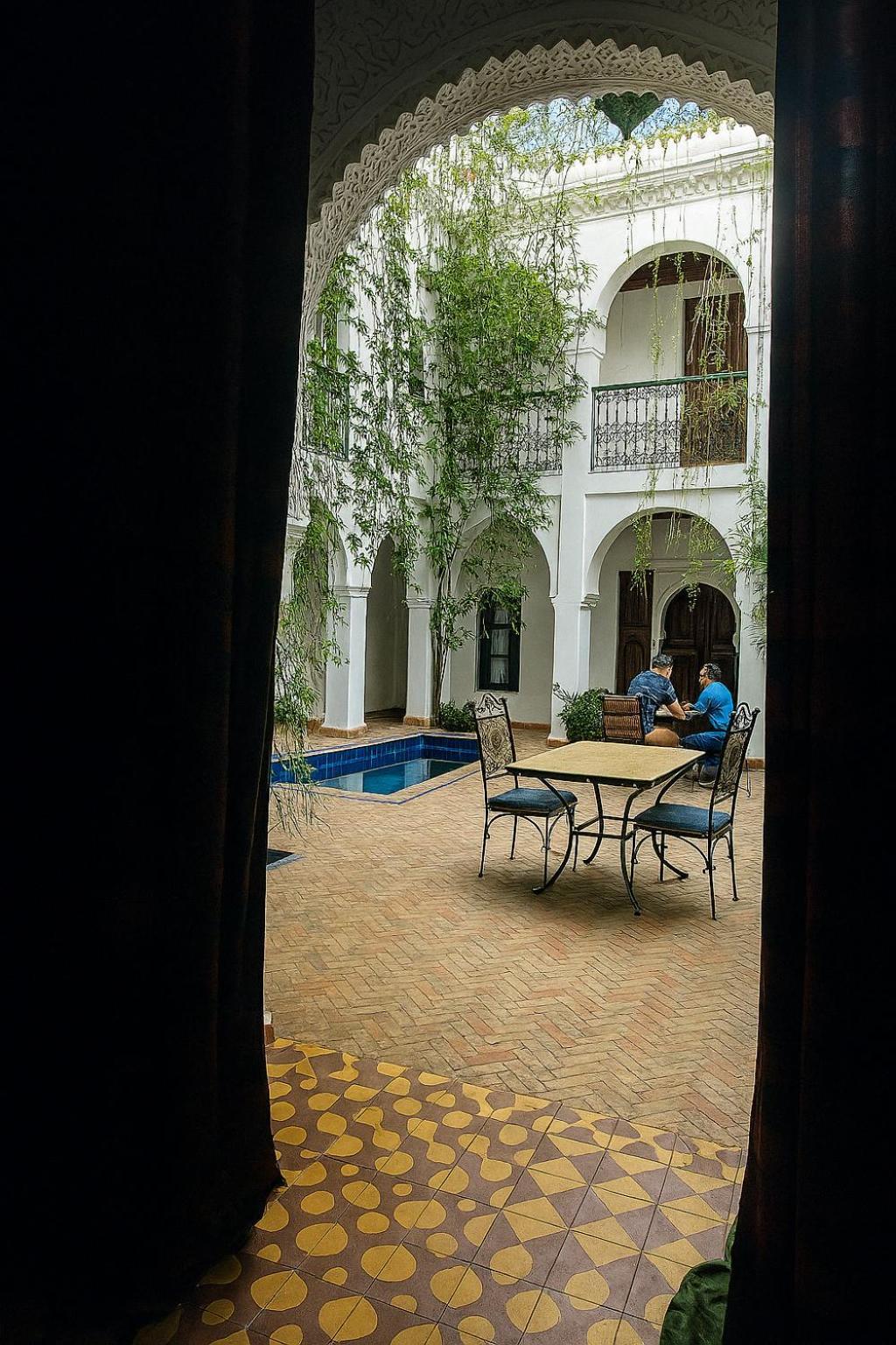Riad Le Dromadaire Bleu By Weekome Marrakesh Exterior photo