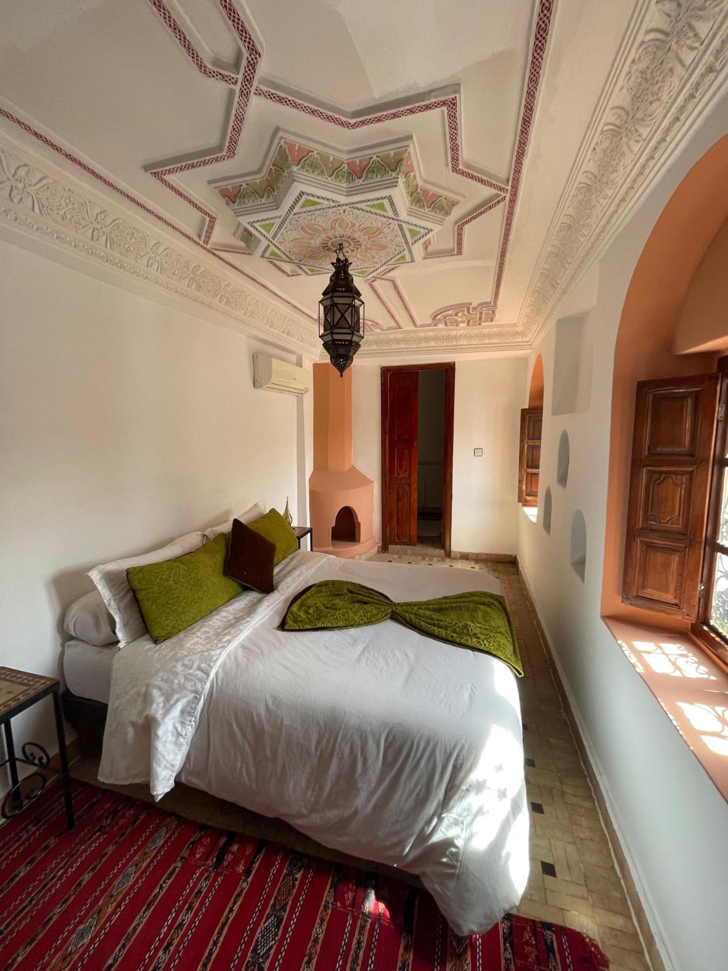 Riad Le Dromadaire Bleu By Weekome Marrakesh Exterior photo