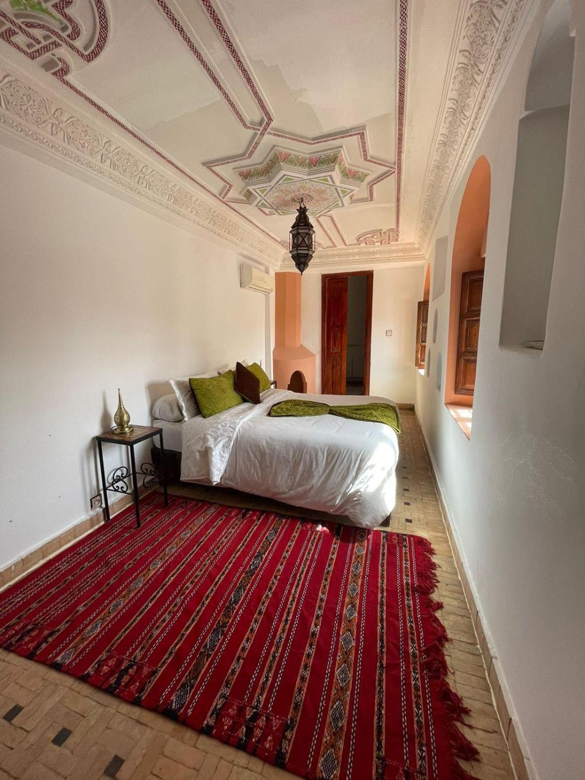 Riad Le Dromadaire Bleu By Weekome Marrakesh Exterior photo