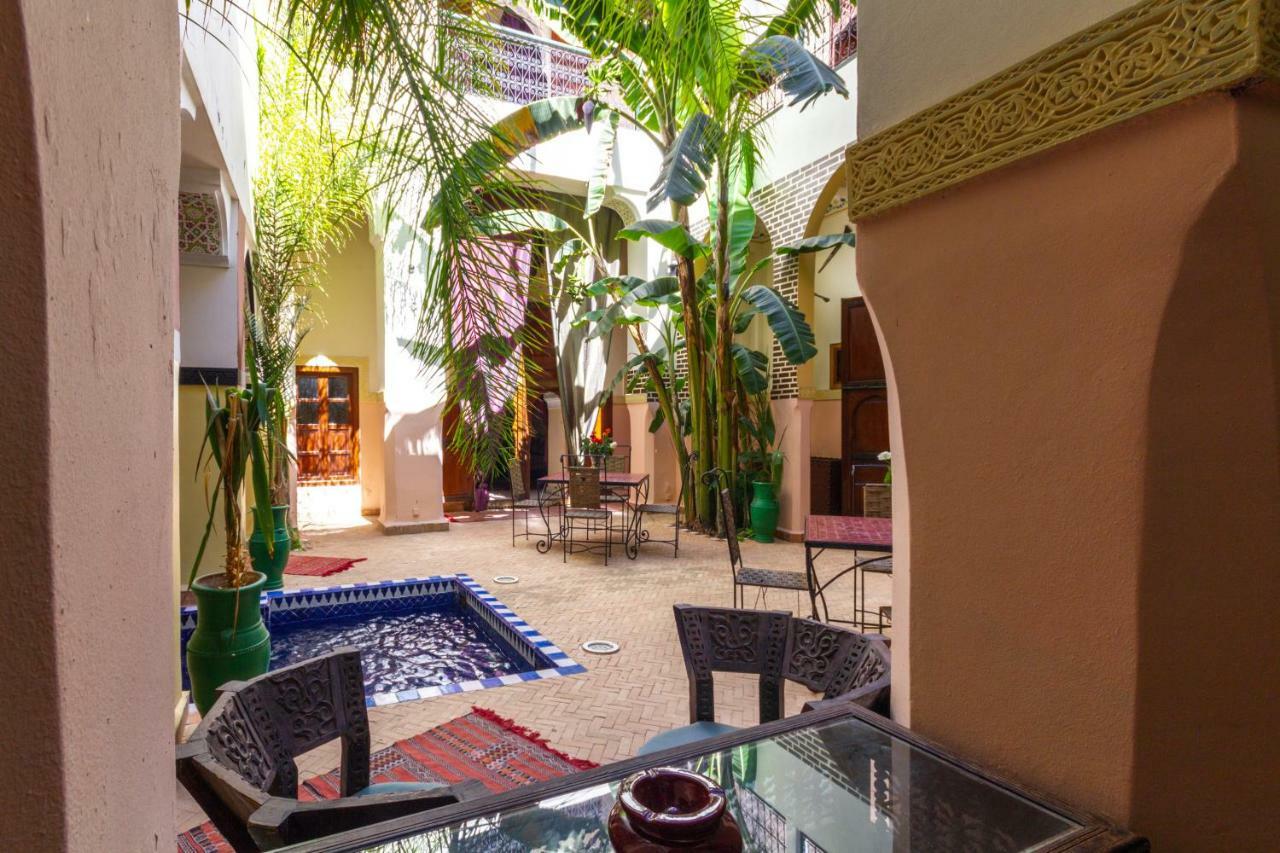 Riad Le Dromadaire Bleu By Weekome Marrakesh Exterior photo