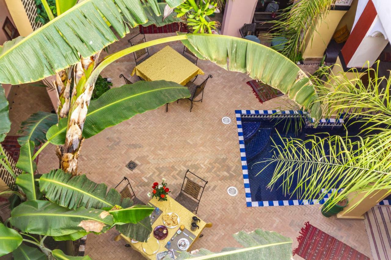 Riad Le Dromadaire Bleu By Weekome Marrakesh Exterior photo